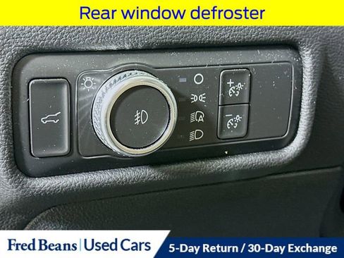 Certified 2022 Ford Explorer XLT w/ Equipment Group 202A image 13