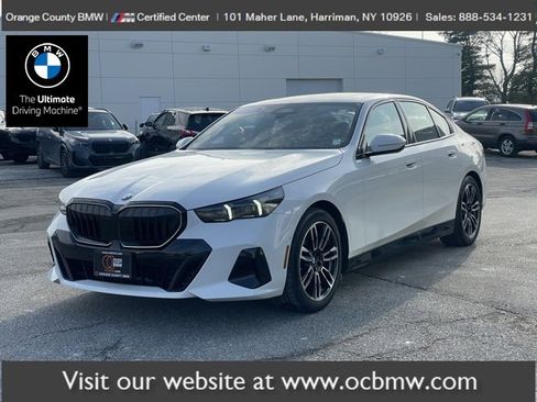 Certified 2026 BMW 530i xDrive w/ M Sport Package image 1