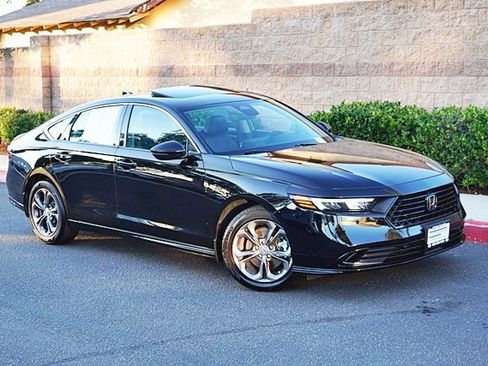 Used 2024 Honda Accord EX-L image 3