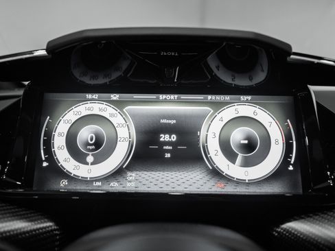 New 2026 Aston Martin V8 Vantage S image 5