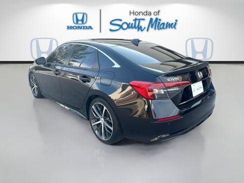 Certified 2024 Honda Civic Touring image 5