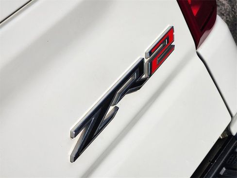 Used 2022 Chevrolet Silverado 1500 ZR2 image 12