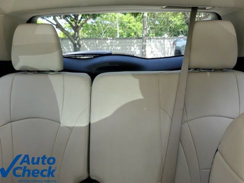 Used 2024 Buick Enclave Essence w/ Technology Package FWD image 12