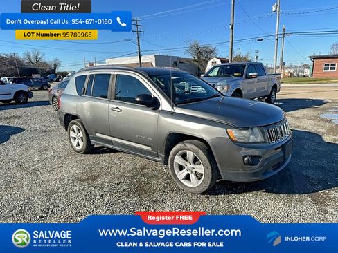 Used 2013 Jeep Compass Sport image 1