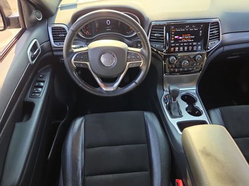 Used 2021 Jeep Grand Cherokee Laredo X RWD image 14