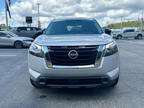 Used 2024 Nissan Pathfinder S w/ Cargo Package AWD/4WD image 5