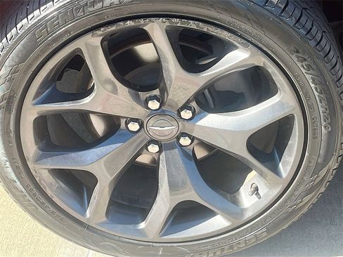 Used 2021 Chrysler 300 Touring w/ Sport Appearance Package image 30