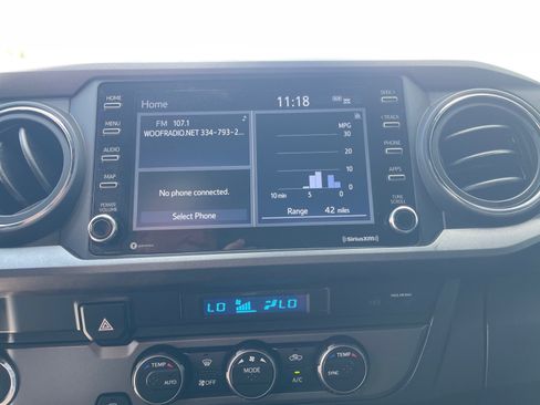 Used 2023 Toyota Tacoma TRD Sport RWD image 5