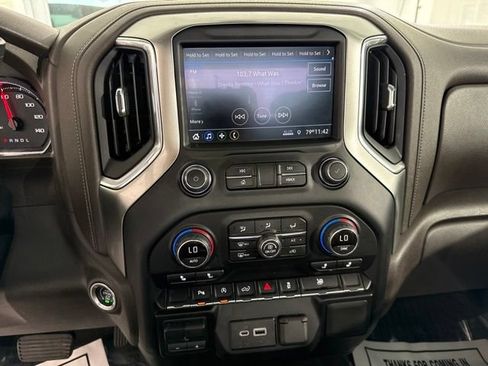 Used 2020 Chevrolet Silverado 1500 LT w/ Convenience Package RWD image 22