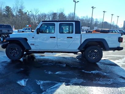 New 2026 Jeep Gladiator Sport