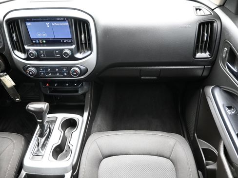 Used 2020 Chevrolet Colorado LT w/ LT Convenience Package image 40