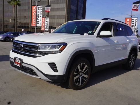 Used 2022 Volkswagen Atlas SE FWD image 3