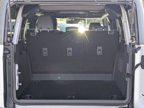 New 2025 Ford Bronco Badlands image 13