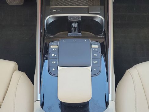 Certified 2022 Mercedes-Benz GLB 250 GLB 250 image 19