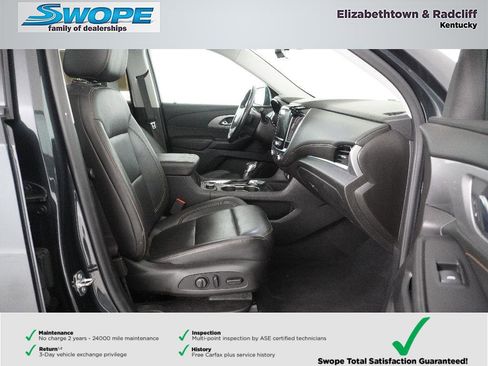 Used 2021 Chevrolet Traverse RS image 9