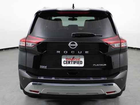 Used 2023 Nissan Rogue Platinum image 11
