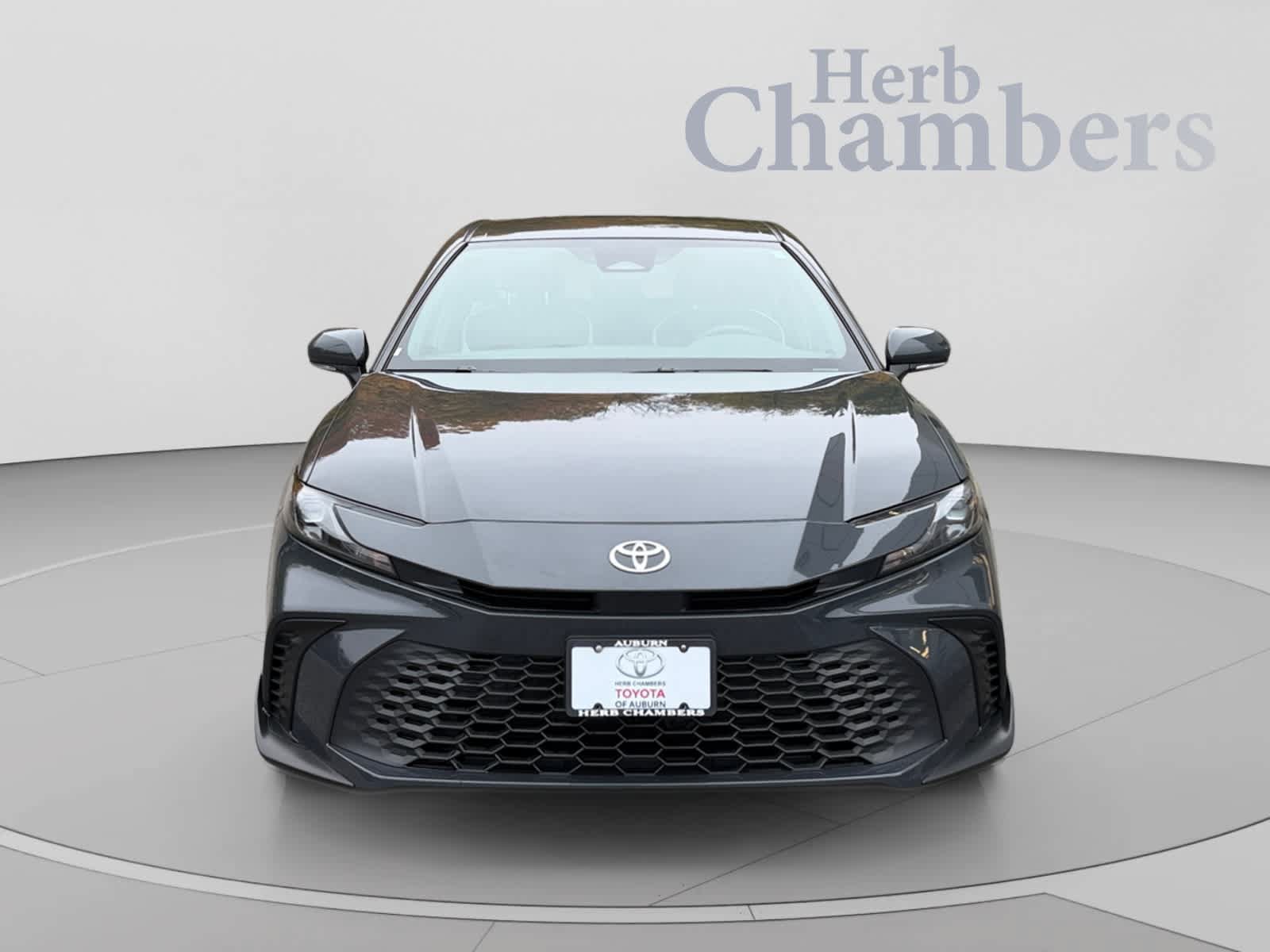 Used 2026 Toyota Camry SE FWD image 2