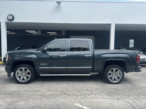 Used 2017 GMC Sierra 1500 Denali w/ Denali Ultimate Package AWD/4WD image 2