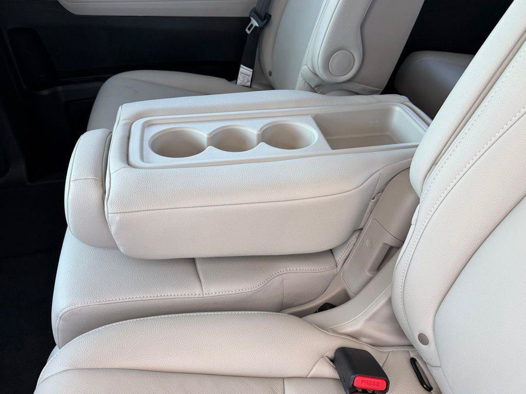 Used 2026 Honda Odyssey EX-L image 16
