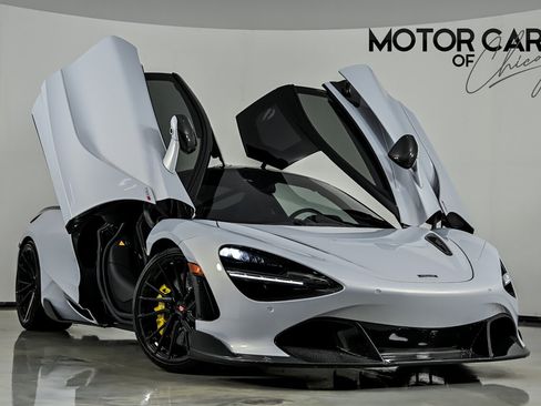 Used 2018 McLaren 720S RWD image 1