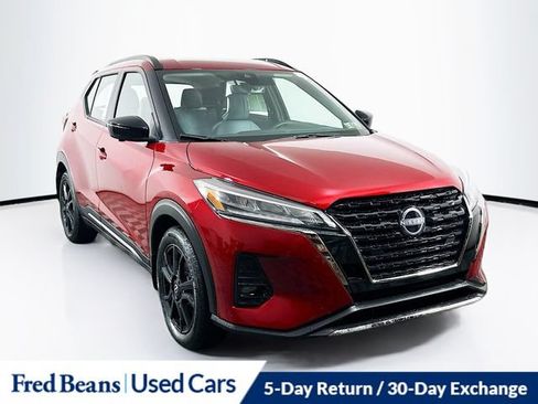 Used 2024 Nissan Kicks SR w/ SR Premium Package FWD image 1