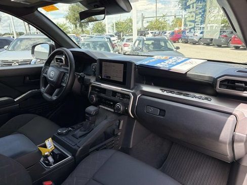 Used 2026 Toyota Tacoma SR5 AWD/4WD image 17
