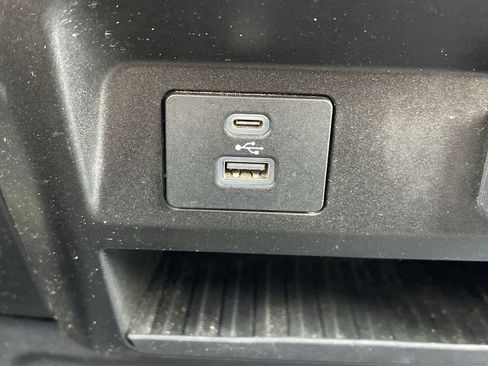 Used 2021 Ford F350 XLT AWD/4WD image 30
