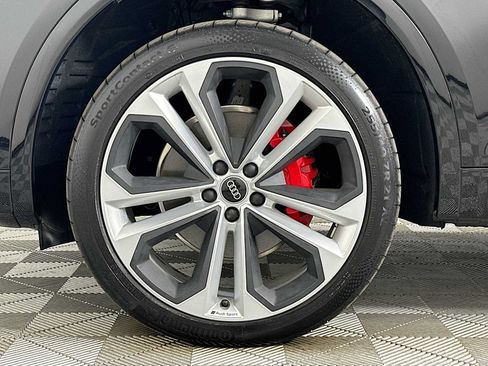 Certified 2025 Audi Q5 2.0T Premium Plus w/ Premium Plus Package AWD/4WD image 30