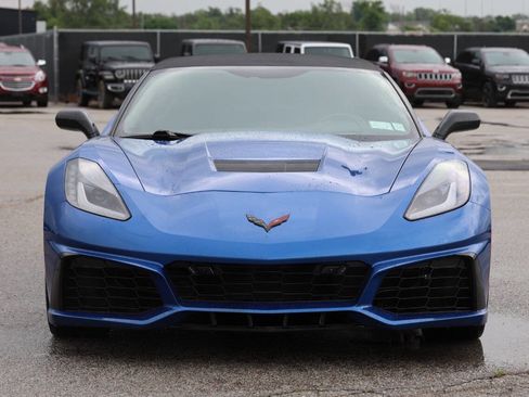 Used 2016 Chevrolet Corvette Stingray Convertible w/ 2LT Preferred Equipment Group RWD image 2