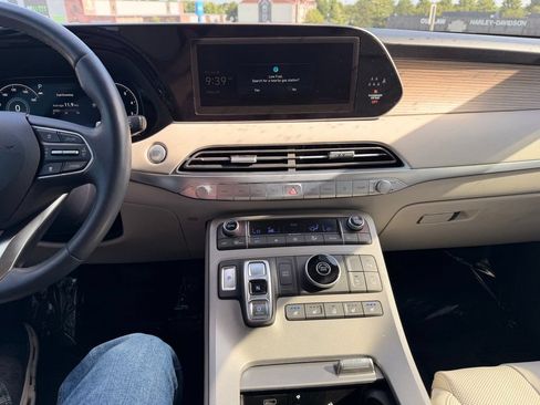Used 2022 Hyundai Palisade Limited FWD image 22