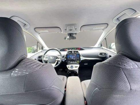 Used 2018 Toyota Prius Three FWD image 14