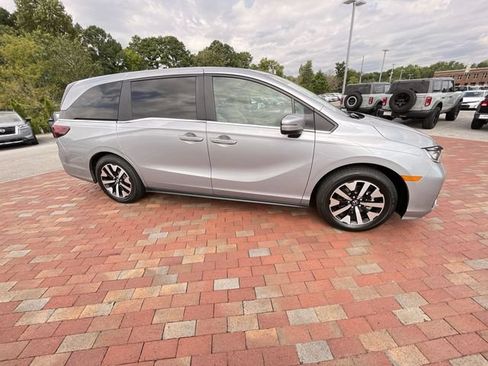 Certified 2025 Honda Odyssey EX-L image 37