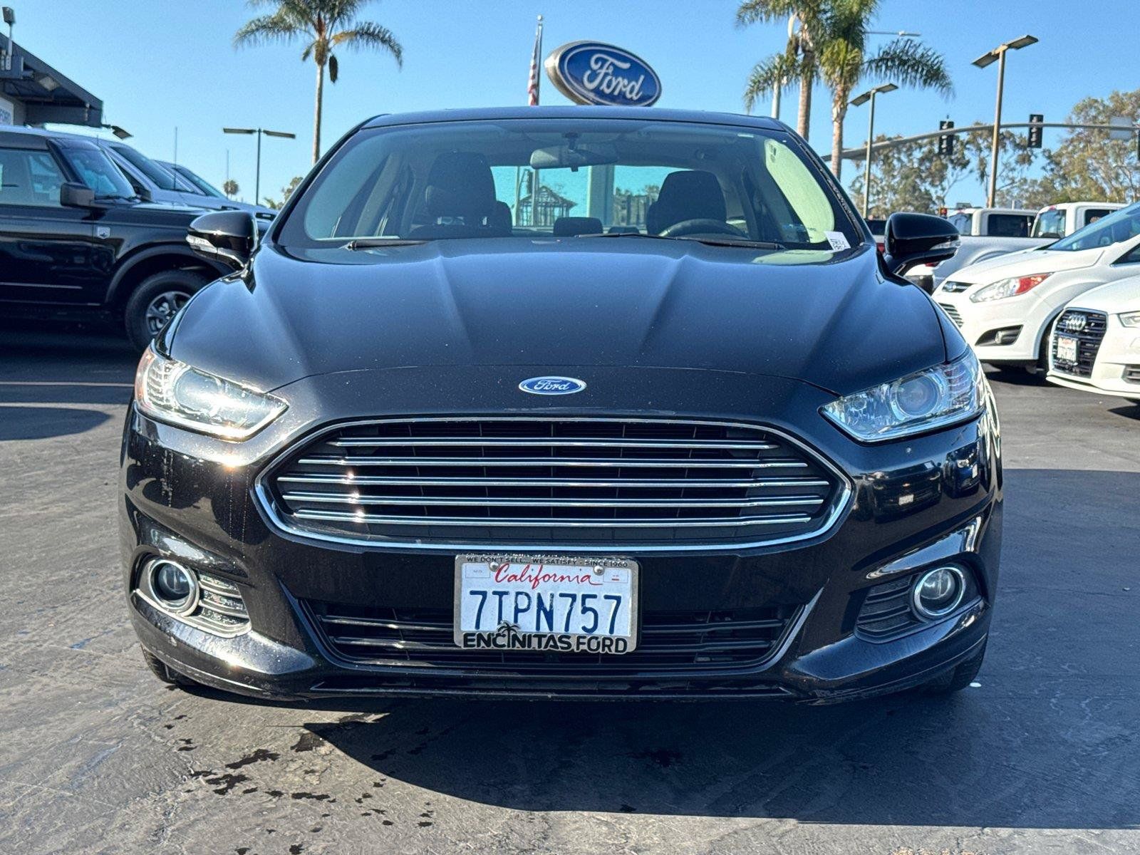 Used 2016 Ford Fusion SE FWD image 5