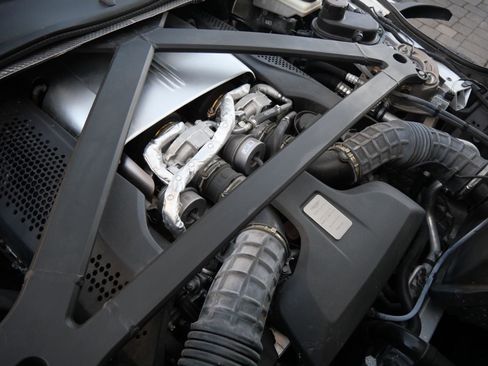Used 2023 Aston Martin DB11 Volante RWD image 25