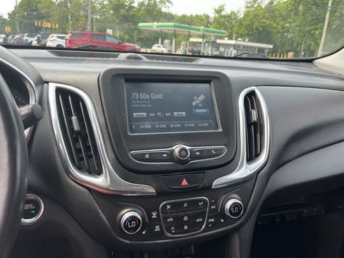 Used 2018 Chevrolet Equinox LT AWD/4WD image 25