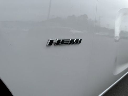 Used 2017 Dodge Charger R/T image 12