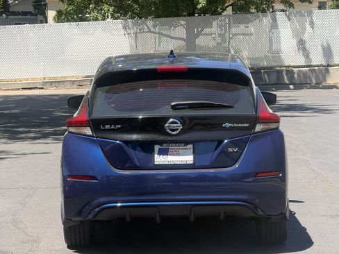 Used 2019 Nissan Leaf SV w/ SV All Weather Package FWD image 5