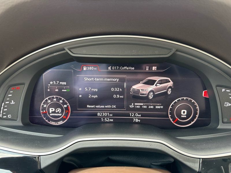 Used 2018 Audi Q7 3.0T Prestige AWD/4WD image 22
