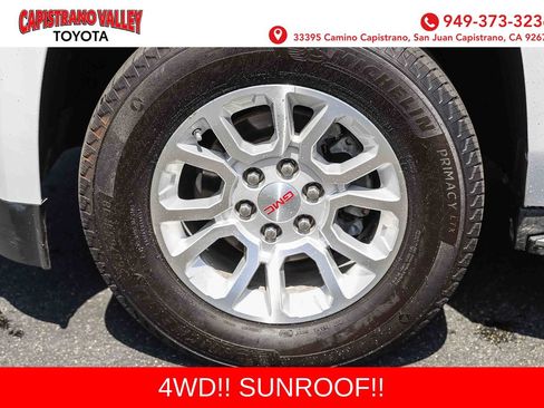 Used 2018 GMC Yukon SLT w/ Open Road Package AWD/4WD image 9