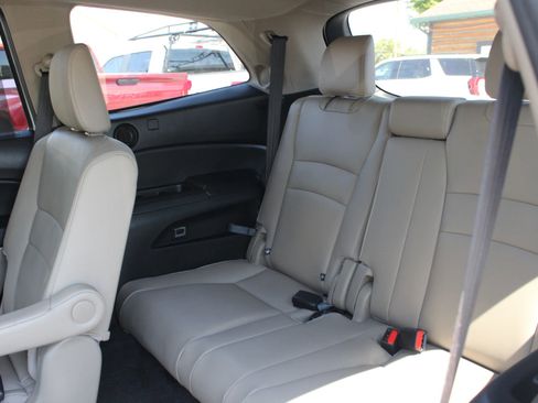 Used 2021 Honda Pilot Touring image 29