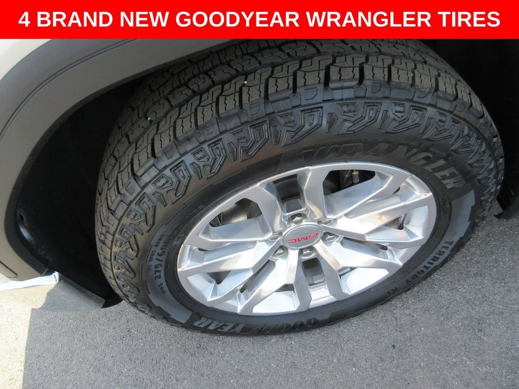 Used 2022 GMC Sierra 1500 SLT w/ SLT Premium Plus Package AWD/4WD image 5