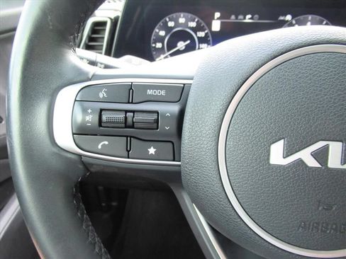 Used 2025 Kia Sportage SX FWD image 23