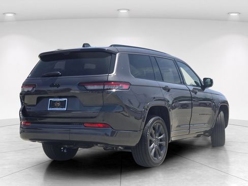 New 2026 Jeep Grand Cherokee L Limited AWD/4WD image 3