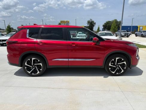 Used 2022 Mitsubishi Outlander SE AWD/4WD image 4