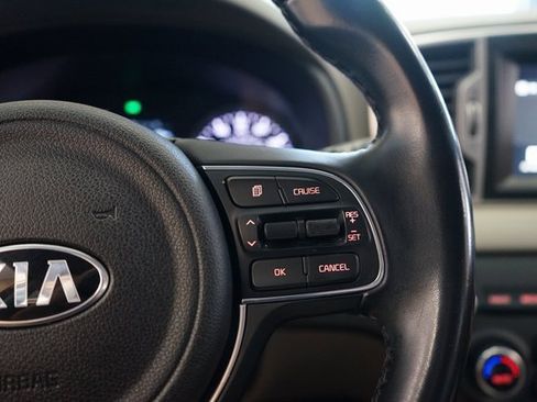 Used 2017 Kia Sportage EX image 30