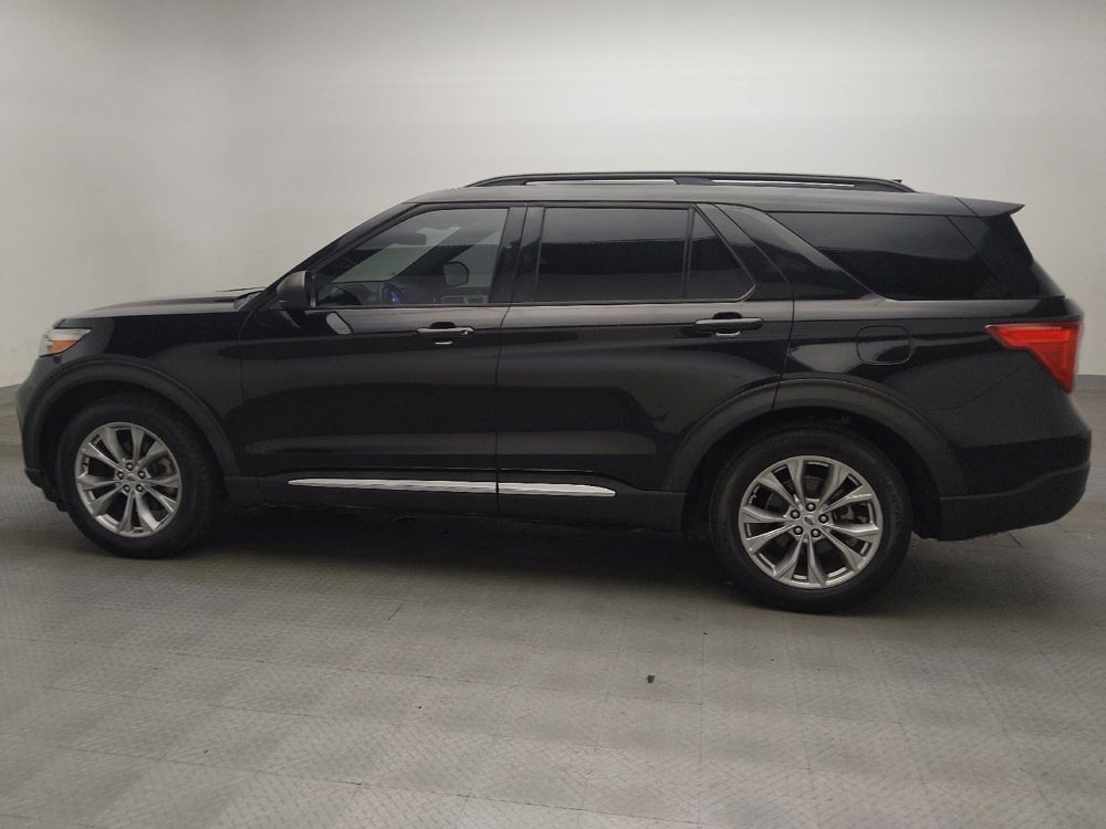 Used 2020 Ford Explorer XLT w/ Equipment Group 202A RWD image 3
