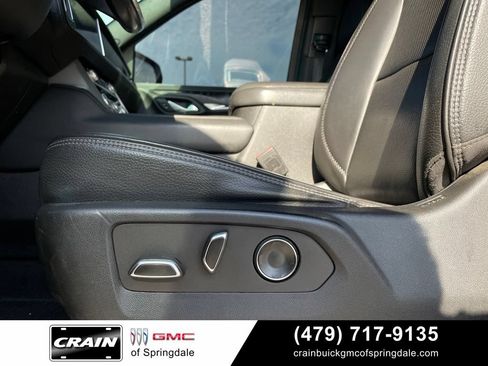 Used 2021 GMC Yukon XL Denali w/ Advanced Technology Package RWD image 10