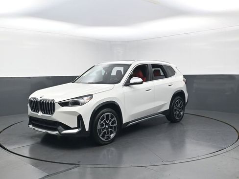 Used 2023 BMW X1 xDrive28i w/ Convenience Package AWD/4WD image 12