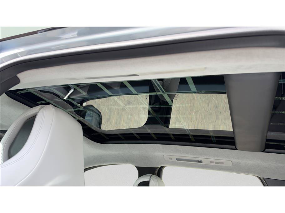 Used 2023 Fisker Ocean Extreme AWD/4WD image 35