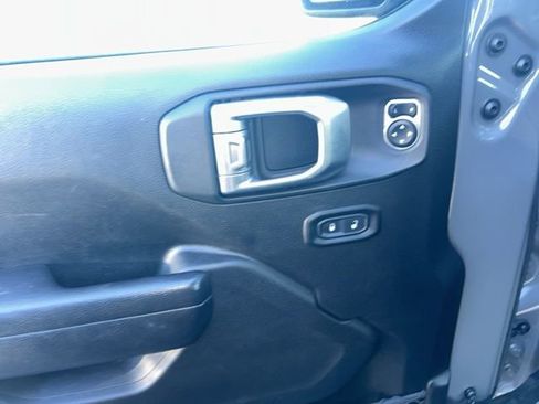 Used 2021 Jeep Wrangler Unlimited Sport w/ Sun And Sound Package image 10